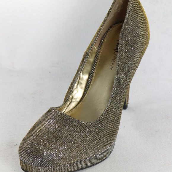 fioni silver heels